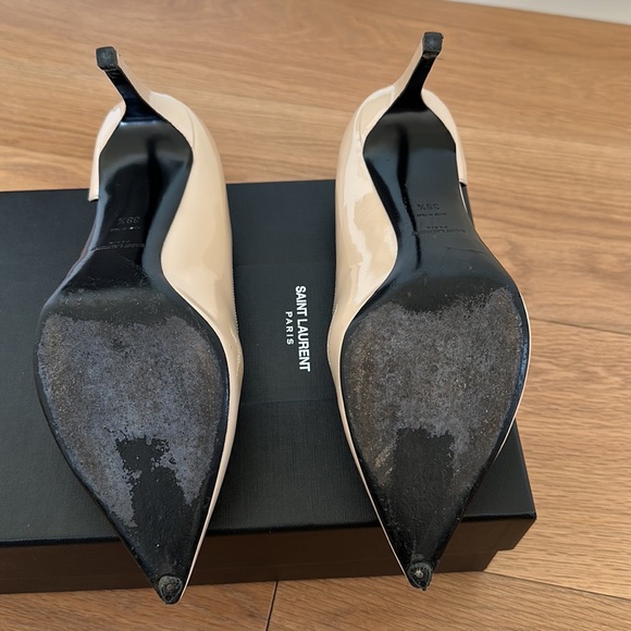 Saint Laurent patent leather nude color pumps. Size 391/2. Worn twice. - Picture 4 of 4